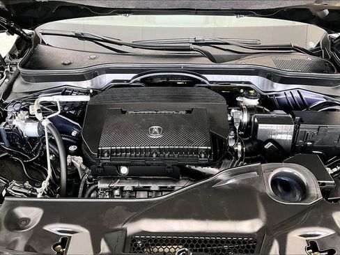 Certified 2024 Acura MDX FWD w/ Technology Package image 12