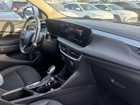 Certified 2024 Buick Encore GX Preferred w/ Comfort Package image 14