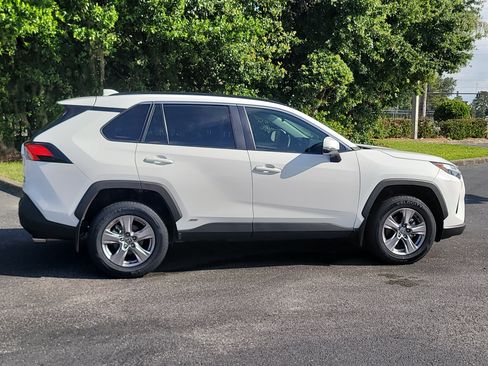 Certified 2025 Toyota RAV4 XLE w/ Convenience Package AWD/4WD image 8