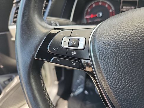 Used 2020 Volkswagen Jetta R-Line FWD image 16