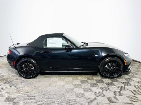 New 2026 MAZDA MX-5 Miata Club w/ Interior Package RWD image 8