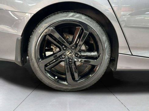 Used 2020 Honda Accord Sport image 18