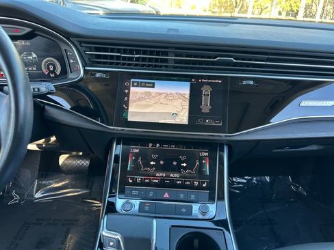 Used 2021 Audi Q8 Premium Plus w/ Premium Plus Package image 19