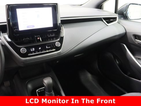 Used 2025 Toyota Corolla SE image 15