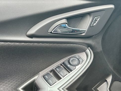Used 2023 Chevrolet Malibu LT FWD image 22