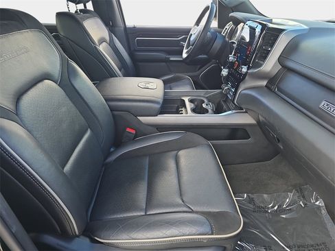 Used 2021 RAM 1500 Laramie w/ Sport Appearance Package image 12