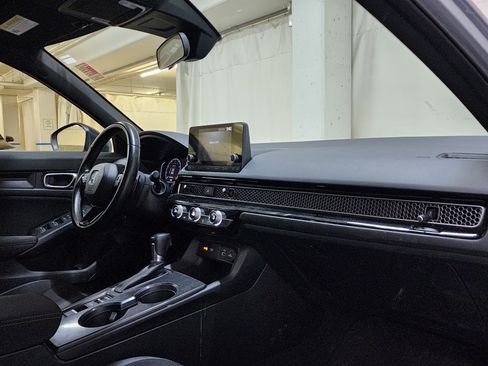 Used 2022 Honda Civic Sport image 19