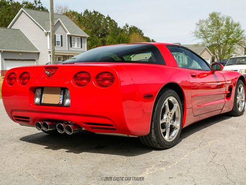 Used 2002 Chevrolet Corvette Coupe w/ Preferred Equipment Group2 image 8