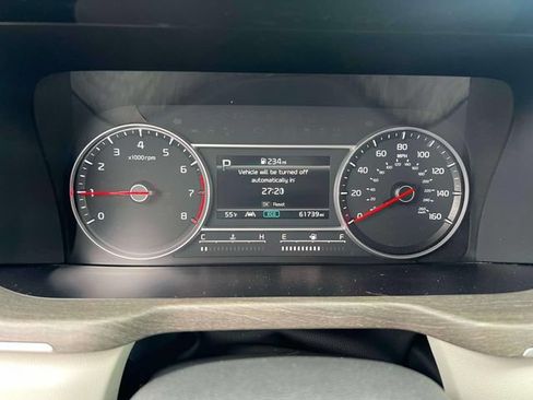 Used 2023 Kia Sorento S w/ Panoramic Sunroof Package AWD/4WD image 15