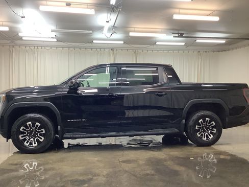 New 2026 GMC Sierra EV Elevation image 9