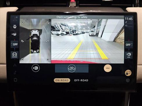 New 2025 Land Rover Discovery Sport S image 24