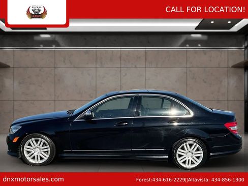 Used 2009 Mercedes-Benz C 300 4MATIC Sedan image 2