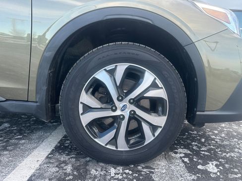 Used 2020 Subaru Outback Limited w/ Popular Package #2 image 10