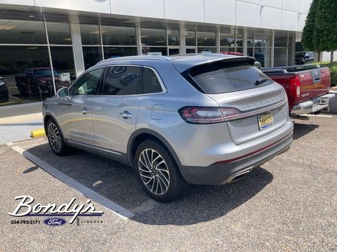 Used 2020 Lincoln Nautilus Reserve FWD image 3