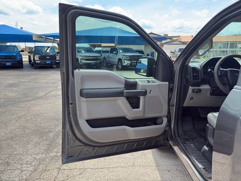 Used 2019 Ford F150 XL w/ Equipment Group 101A Mid RWD image 10