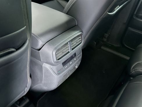Used 2023 Honda Pilot EX-L image 26