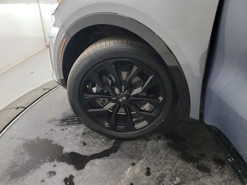 Used 2021 Kia Sorento SX image 30