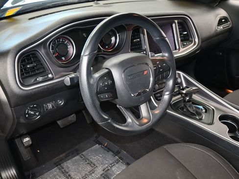 Used 2021 Dodge Challenger GT image 10