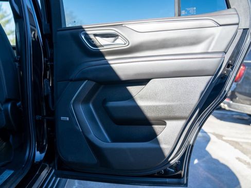 Used 2022 Chevrolet Tahoe RST w/ Luxury Package image 15