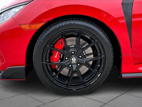Used 2020 Honda Civic Type R image 11