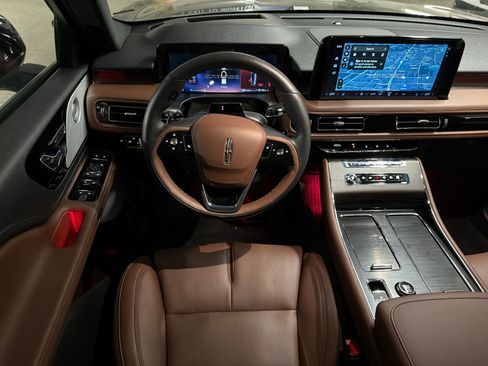 New 2026 Lincoln Aviator Reserve image 23