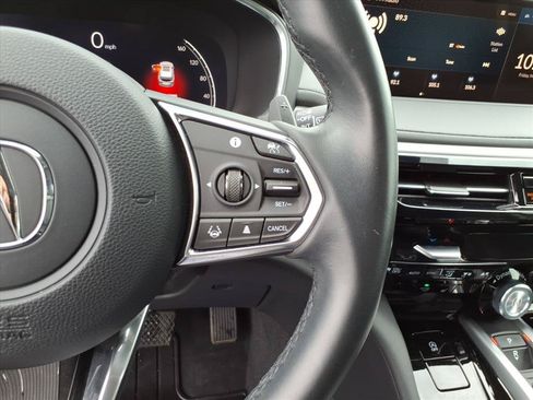 Used 2024 Acura MDX SH-AWD image 17