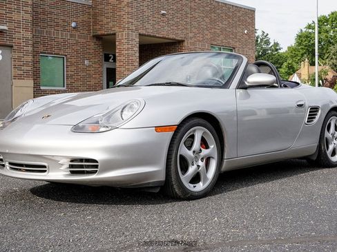 Used 2003 Porsche Boxster S RWD image 14