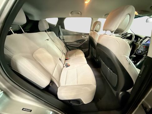 Used 2018 Hyundai Santa Fe Sport image 25