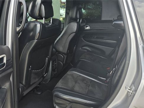 Used 2020 Jeep Grand Cherokee Altitude AWD/4WD image 13