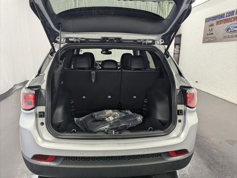 New 2026 Jeep Compass Limited image 39