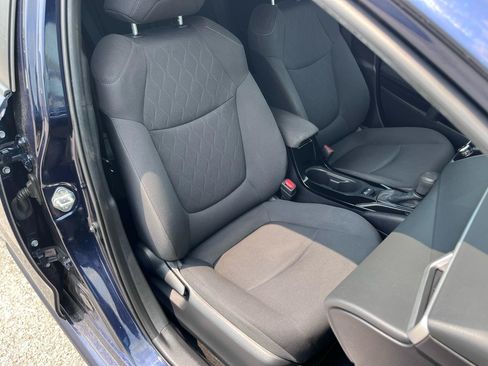 Used 2022 Toyota Corolla LE FWD image 16