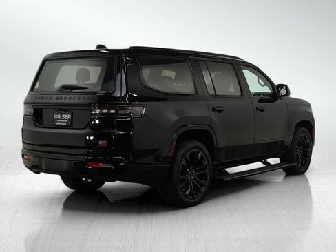 Used 2022 Jeep Grand Wagoneer Series II image 5