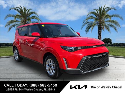 Certified 2025 Kia Soul LX w/ LX Technology Package FWD image 1