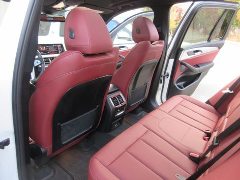 Used 2024 BMW X3 xDrive30i w/ Convenience Package image 41