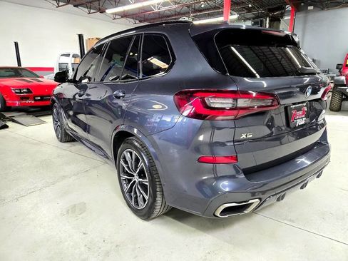Used 2020 BMW X5 M50i image 7
