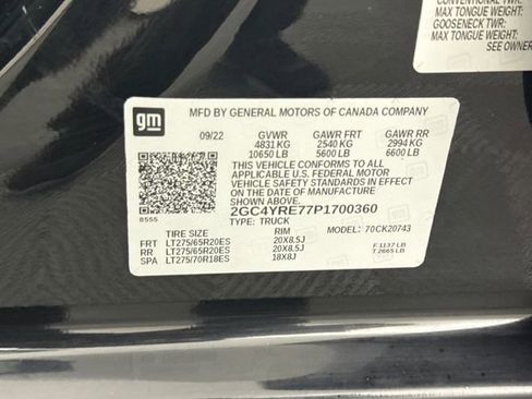 Used 2023 Chevrolet Silverado 2500 High Country w/ Z71 Off-Road Package image 32