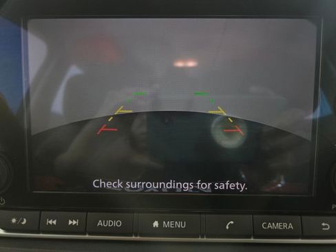 Used 2023 Nissan Rogue SV image 18