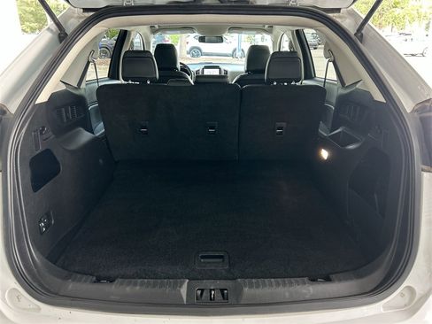 Used 2024 Ford Edge SEL image 38