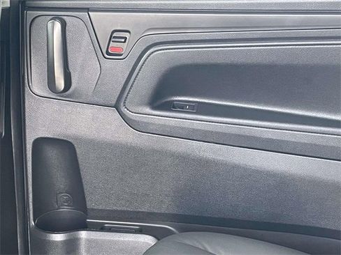 Used 2024 Honda Odyssey Touring image 23