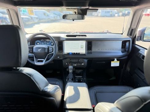 New 2025 Ford Bronco Big Bend image 24