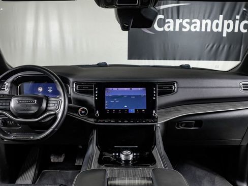 Used 2022 Jeep Wagoneer Series II image 14