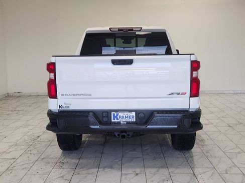 Used 2022 Chevrolet Silverado 1500 ZR2 w/ Technology Package AWD/4WD image 6