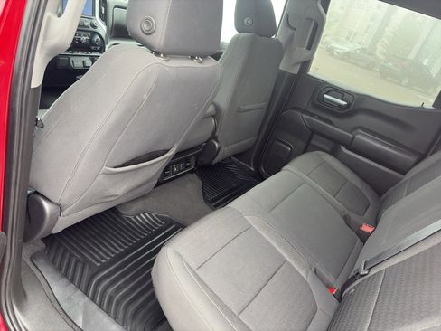Used 2022 Chevrolet Silverado 1500 LT image 13