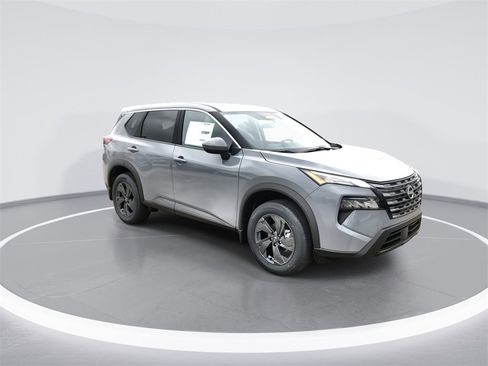 New 2026 Nissan Rogue SV image 2