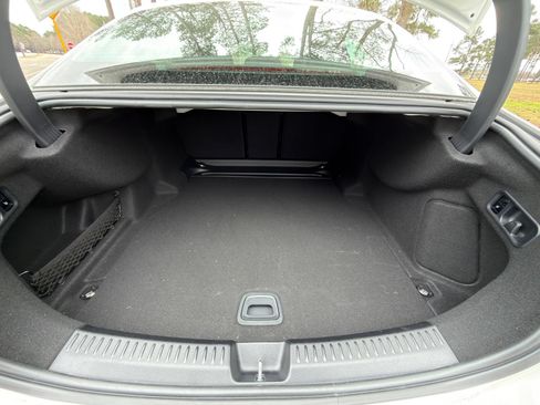 Used 2026 Mercedes-Benz E 350 Sedan image 17