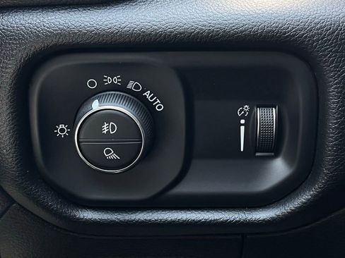 Used 2022 RAM 1500 Lone Star RWD image 20