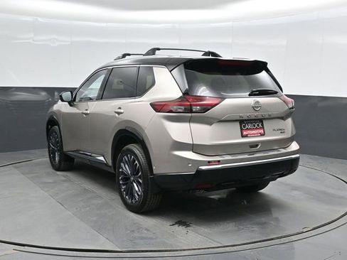 New 2026 Nissan Rogue Platinum image 9