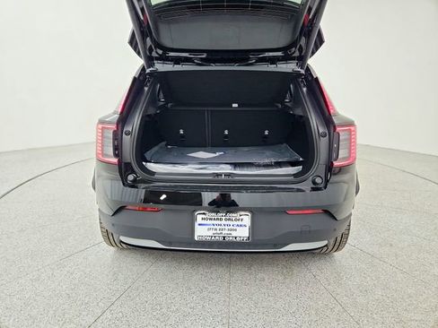 New 2026 Volvo EX30 Cross Country Ultra image 15