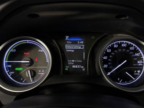 Used 2022 Toyota Camry LE FWD image 14