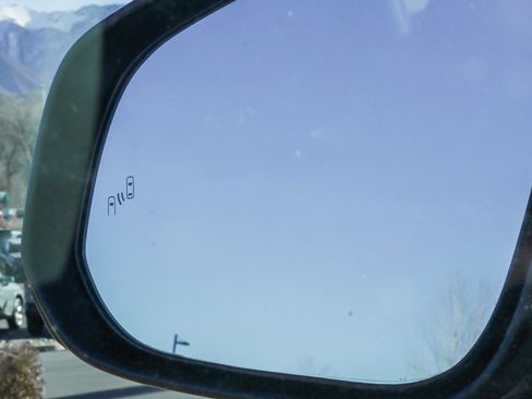 Certified 2025 Toyota Tacoma Limited image 22